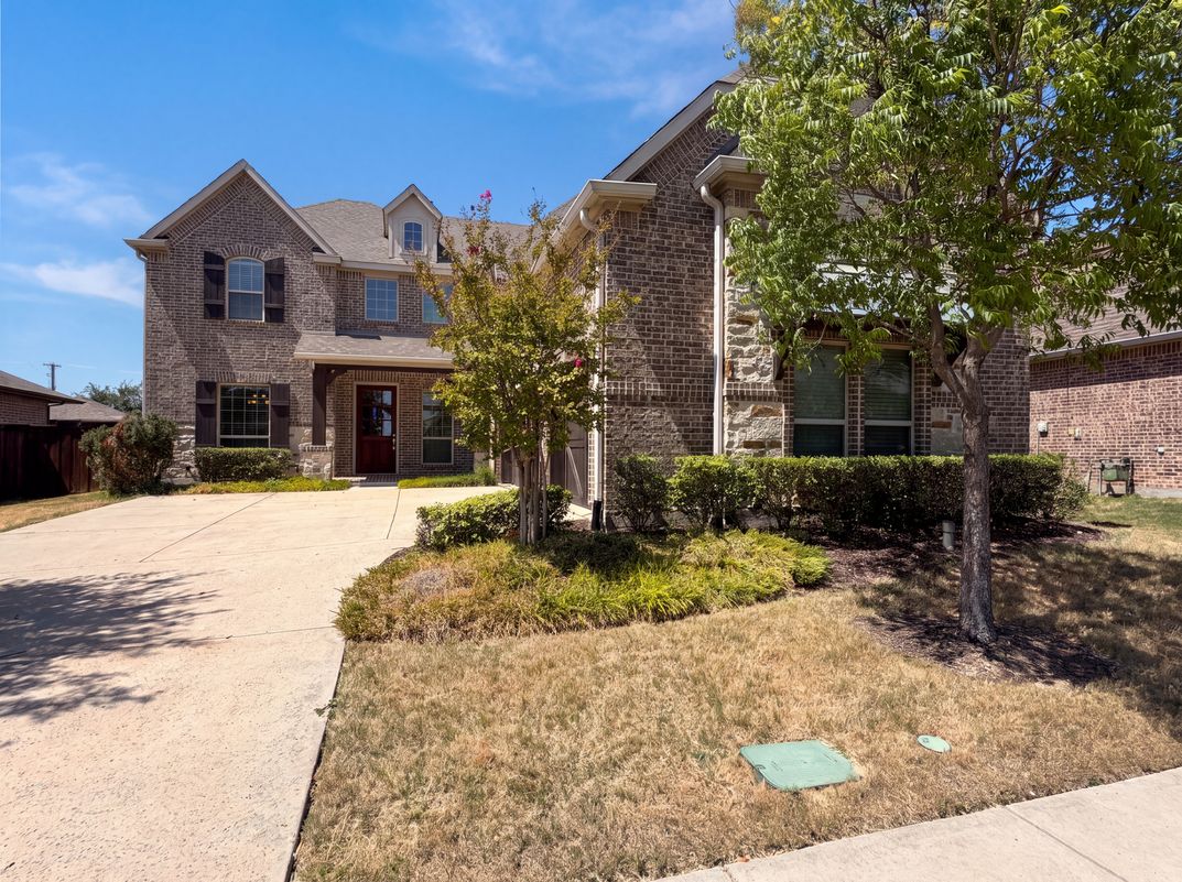 Property photo 1 of 965 Touchstone Rd