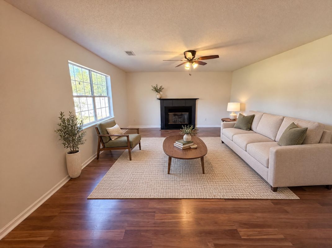 Property photo 3 of 152 Woodcote Dr
