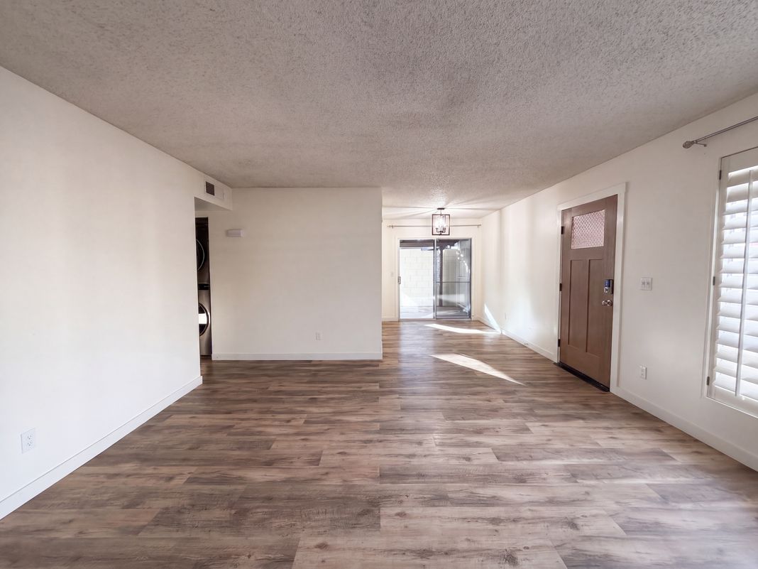 Property photo 3 of 1725 N Date Unit 5
