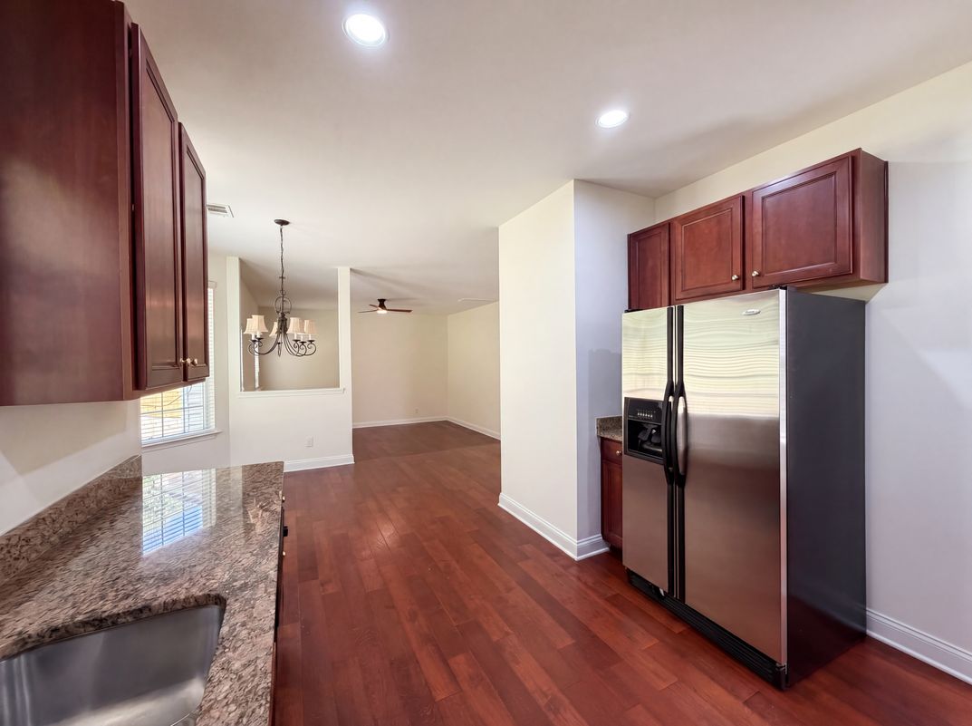 Photo 6 of 18 of 10050 Montrose Dr NW, Charlotte, NC