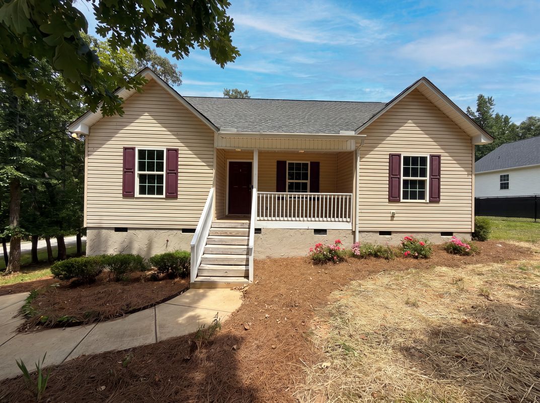 Property photo 1 of 494 Hall Spencer Rd