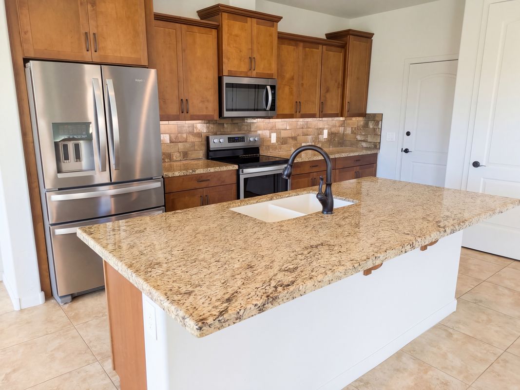 Property photo 2 of 431 McKinnon Rd