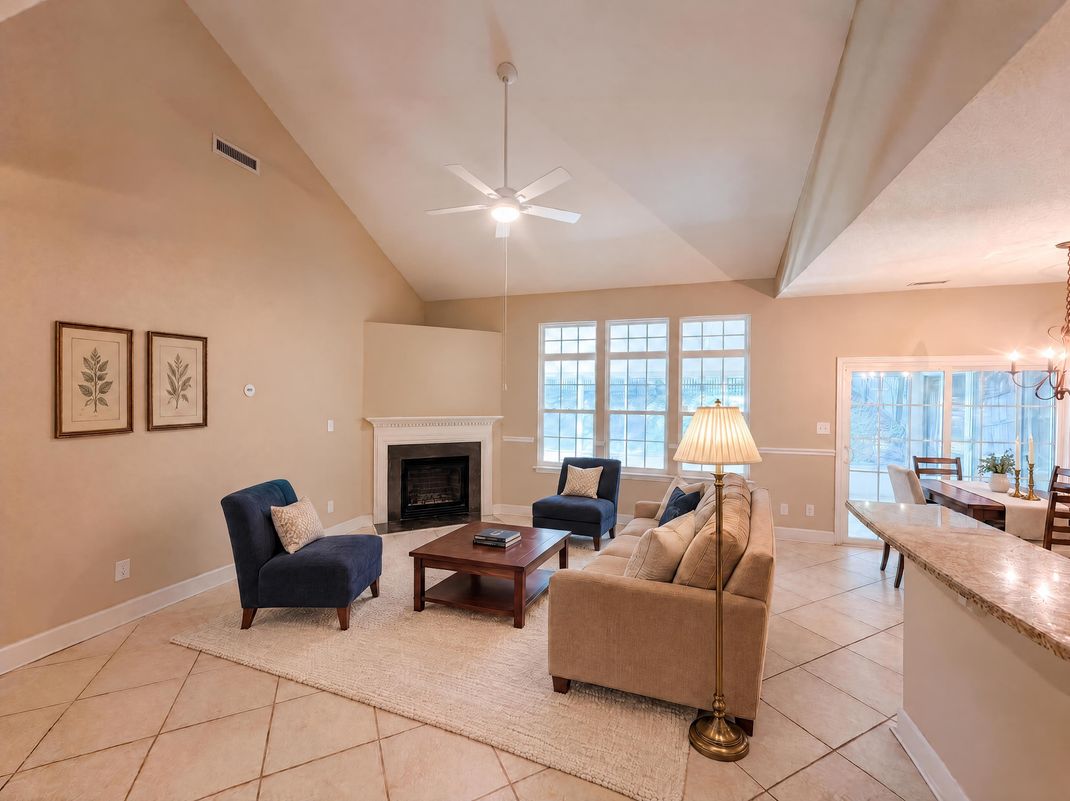Property photo 3 of 5328 Seaspray Ln