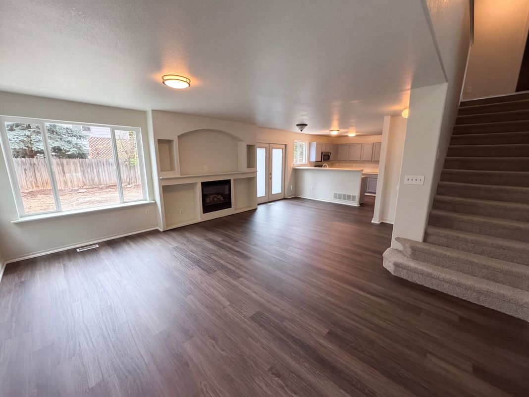 Property photo 3 of 6670 Stagecoach Ave