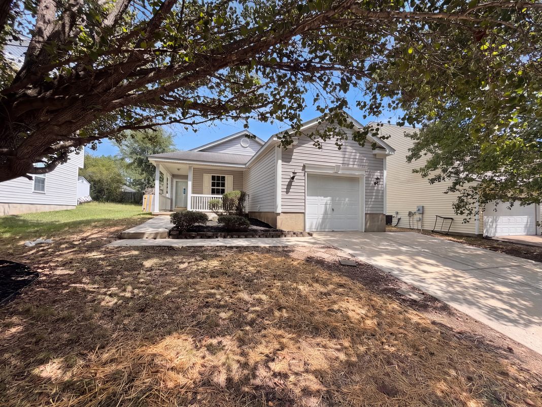 Property photo 1 of 5809 Weddington Rd