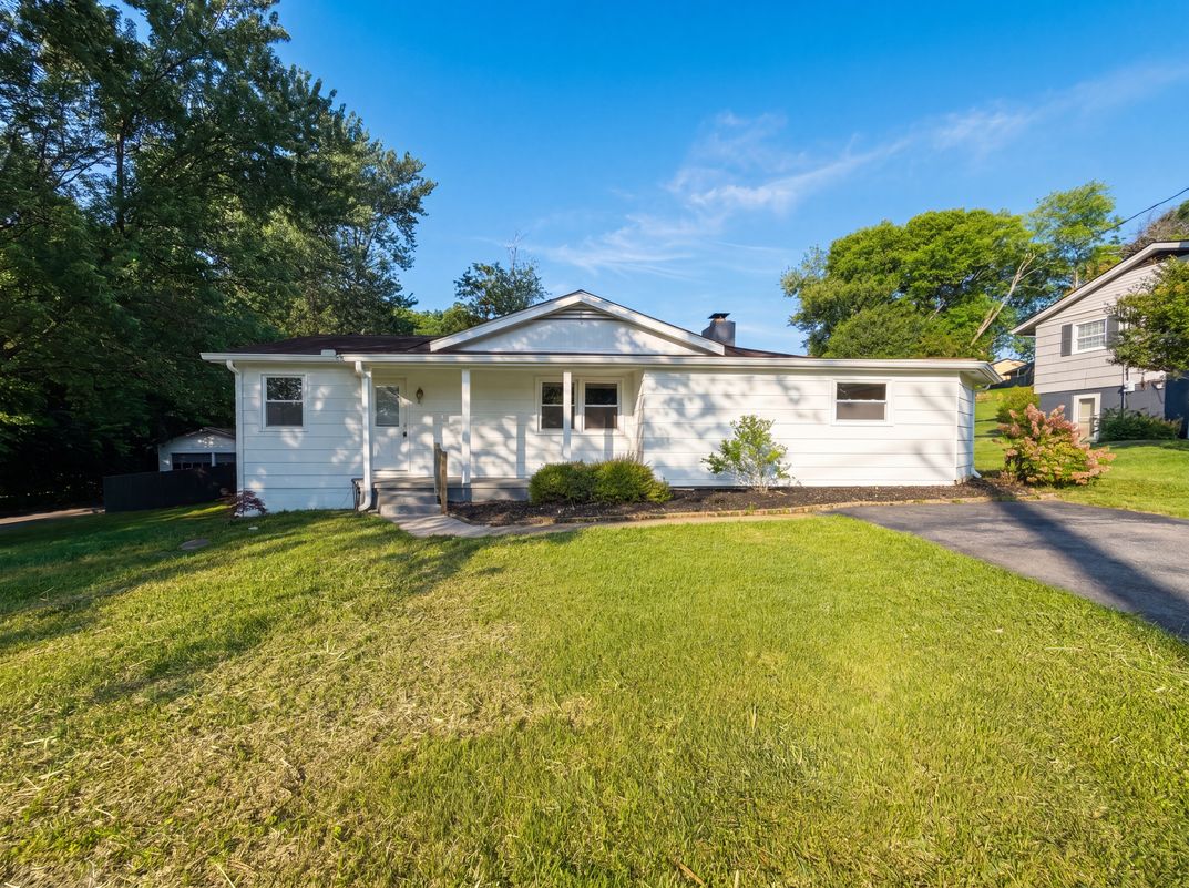 Property photo 1 of 1017 Morrell Rd