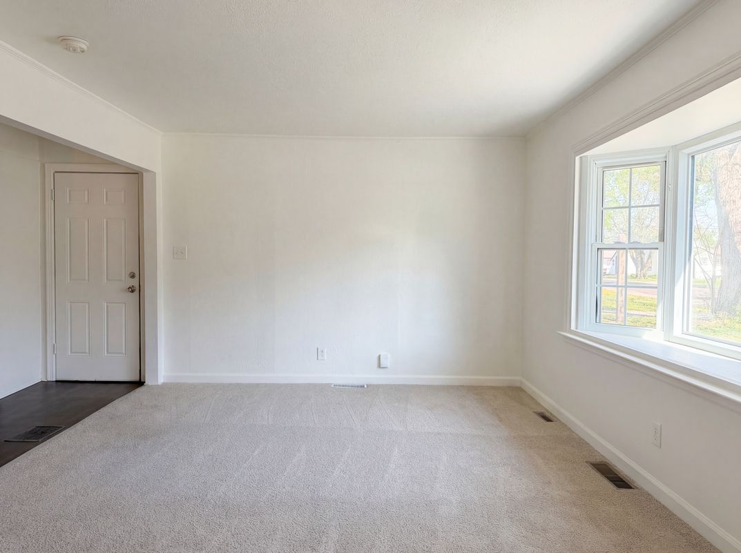 Property photo 3 of 410 B St