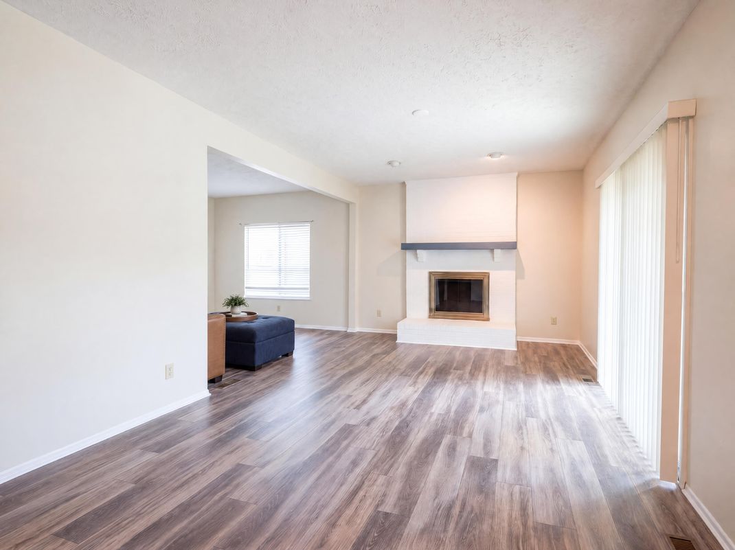 Property photo 3 of 5357 Carina Ct