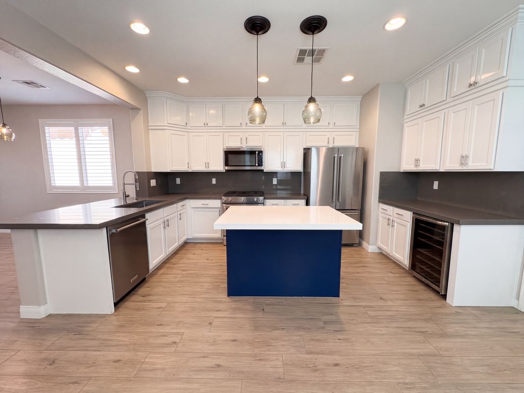 Property photo 2 of 69 Via Di Mello