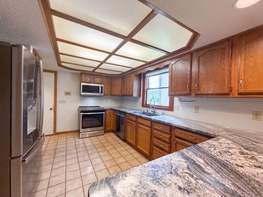 Property photo 2 of 165 Juniper Ave