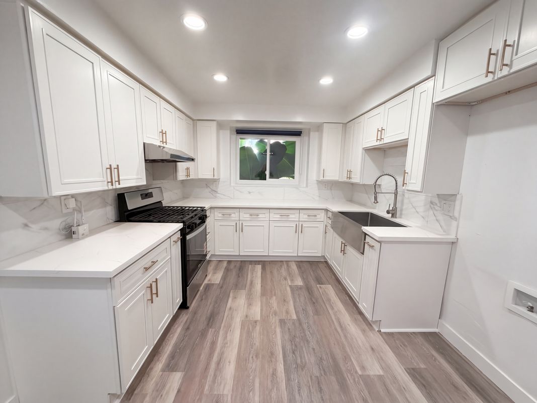 Property photo 2 of 12927 Lariat Ln