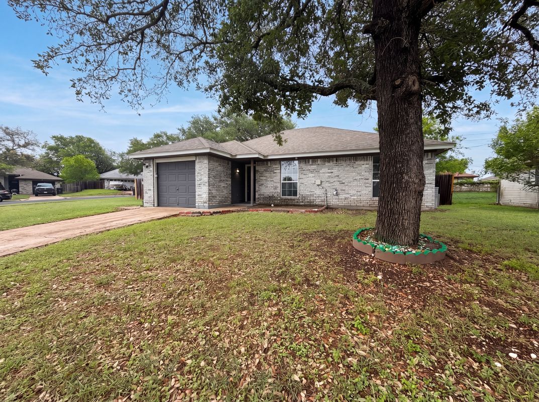 Photo 11 of 17 of 2708 Timberline Dr, Killeen, TX