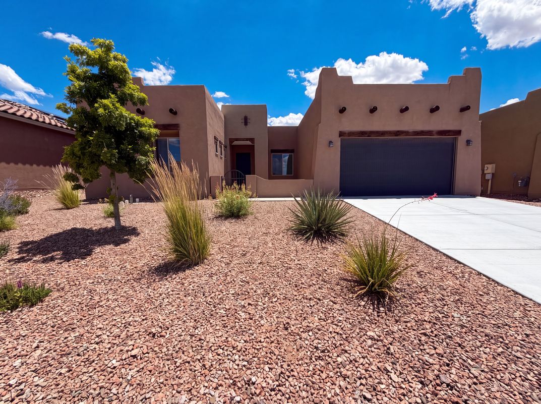 Property photo 1 of 4689 Lluvia Encantada