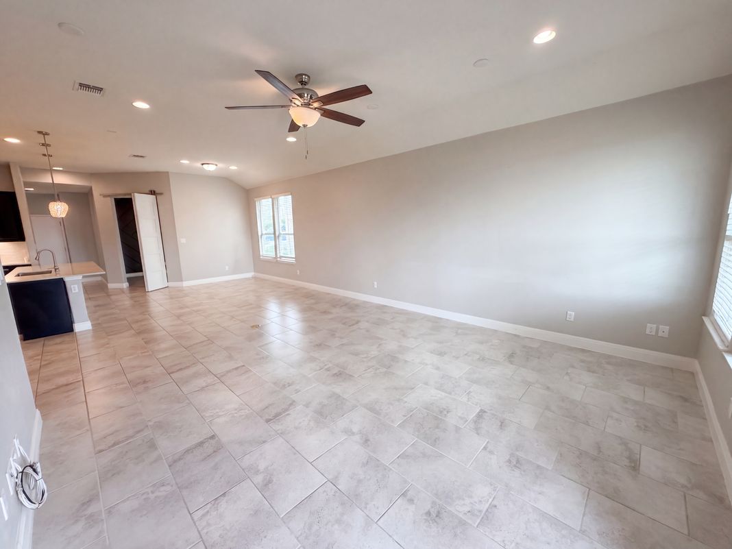 Property photo 3 of 306 Duroc Dr