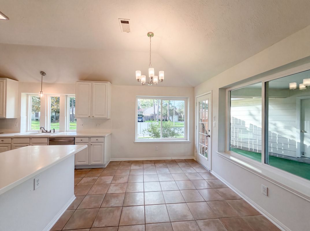 Photo 6 of 22 of 14310 Amyford Ct, Cypress, TX