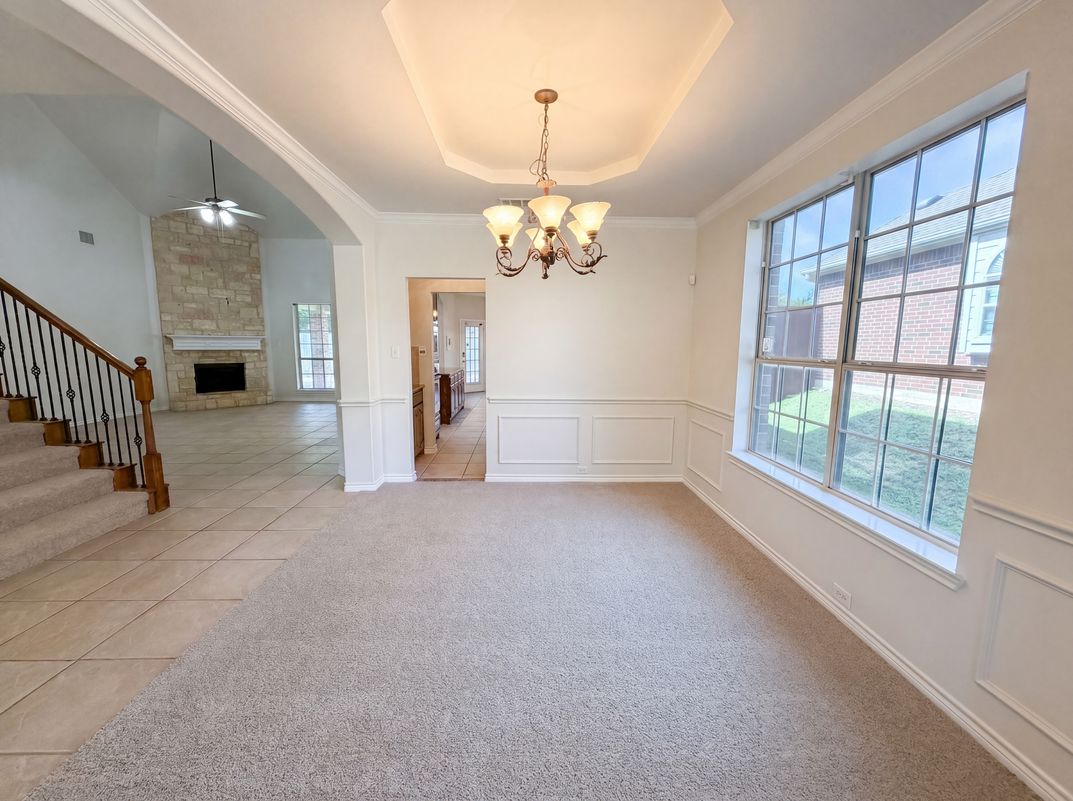 Photo 11 of 28 of 1126 Glencoe Dr, Glenn Heights, TX