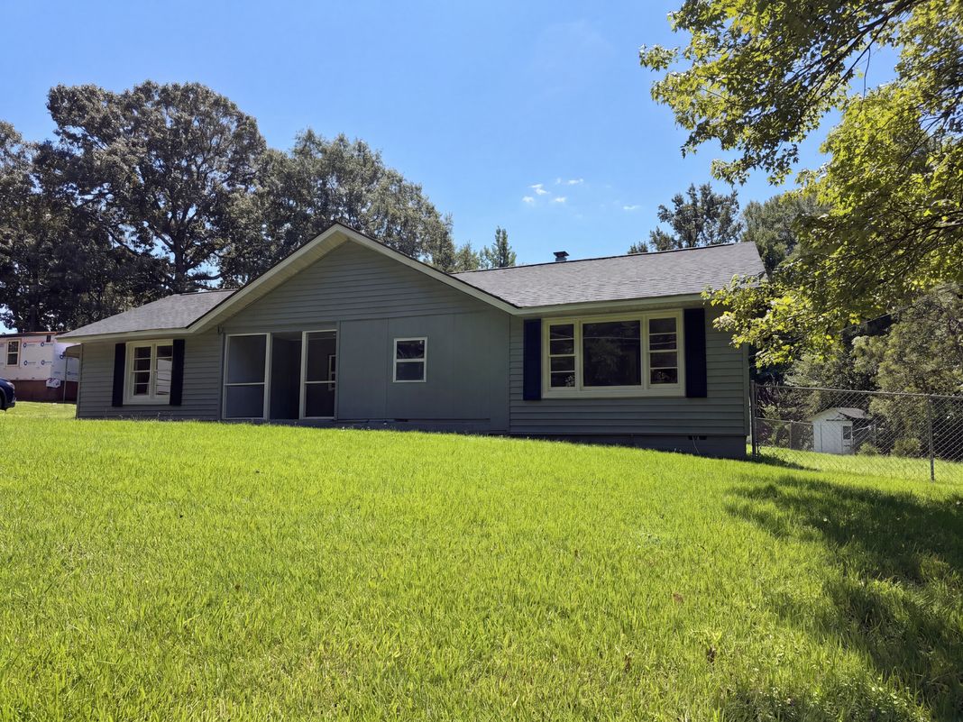 Property photo 1 of 237 Geddis Rd