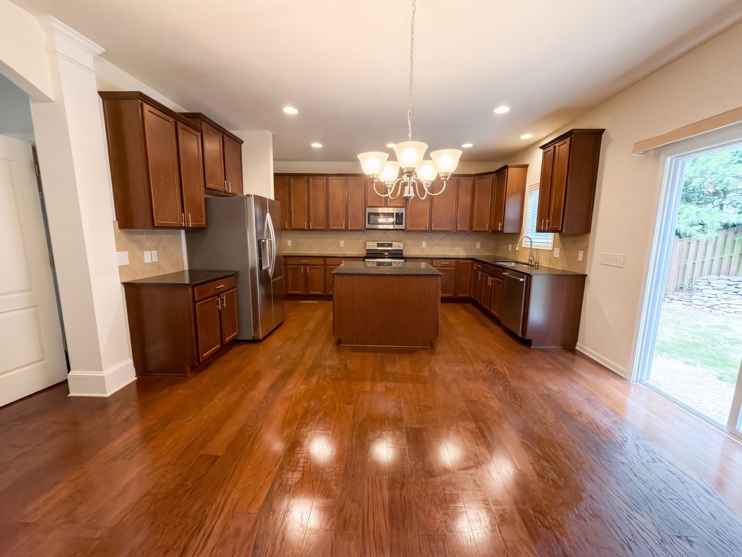 Property photo 2 of 330 Windy Pine Dr