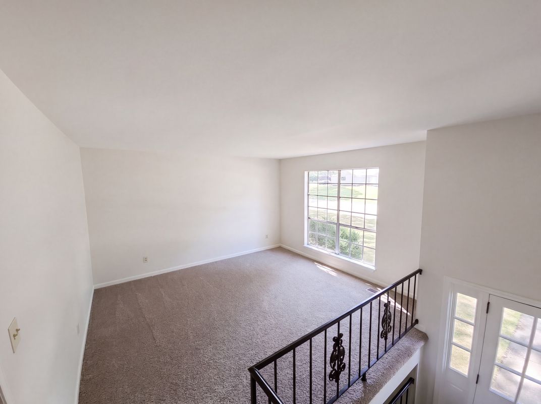Property photo 3 of 4226 Plantation Pl