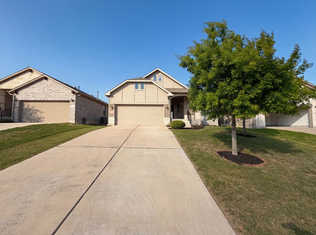Property photo 1 of 543 Tanda Ln