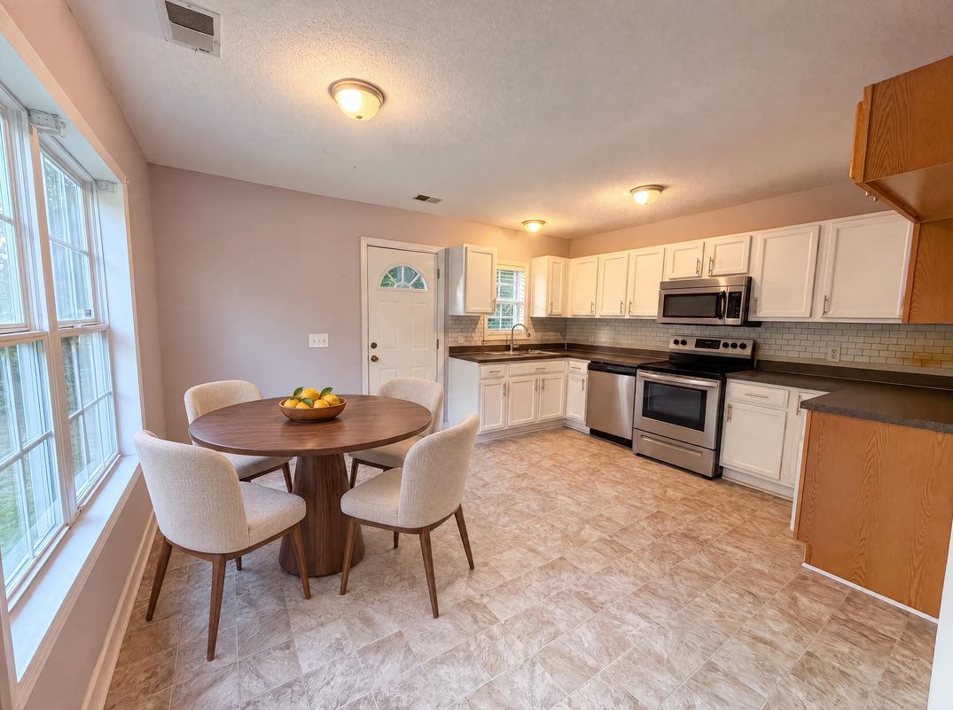 Property photo 2 of 1 Plover Ct