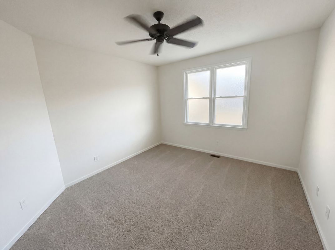 Property photo 3 of 168 Maple Grove Ter