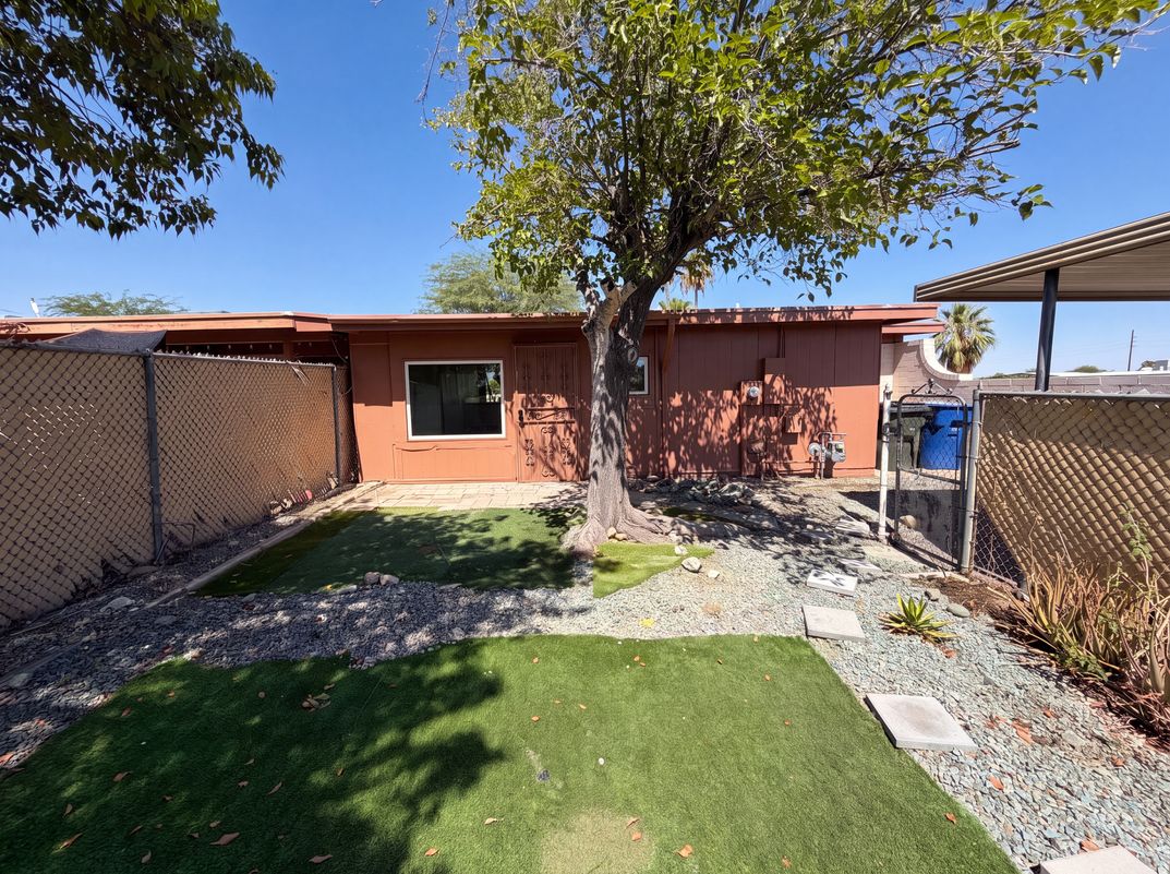 Photo 5 of 21 of 4002 S Lazy Palm Dr, Tucson, AZ