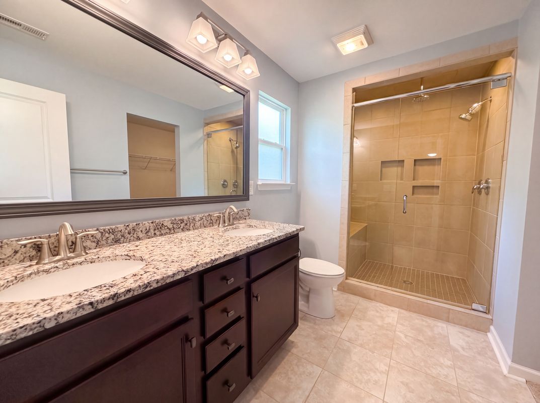 Photo 10 of 19 of 2618 Courtland Dr, Clover, SC