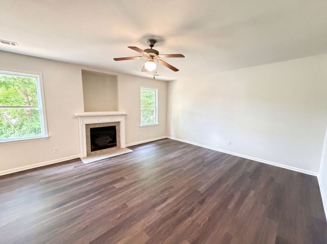 Property photo 3 of 109 Puckett Ct
