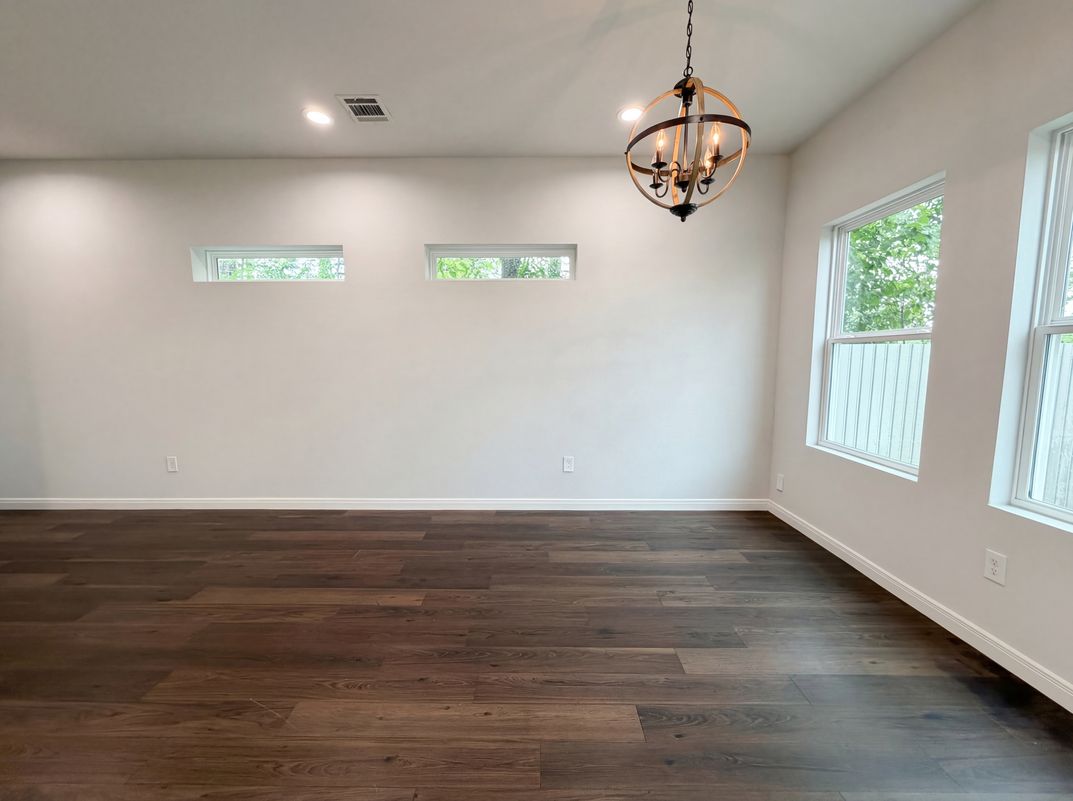Property photo 3 of 18803 Luminescent Ln