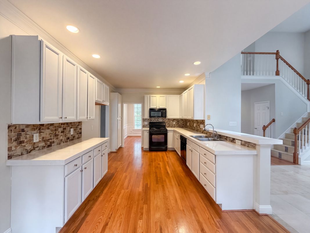 Property photo 2 of 1202 Lansing Ave