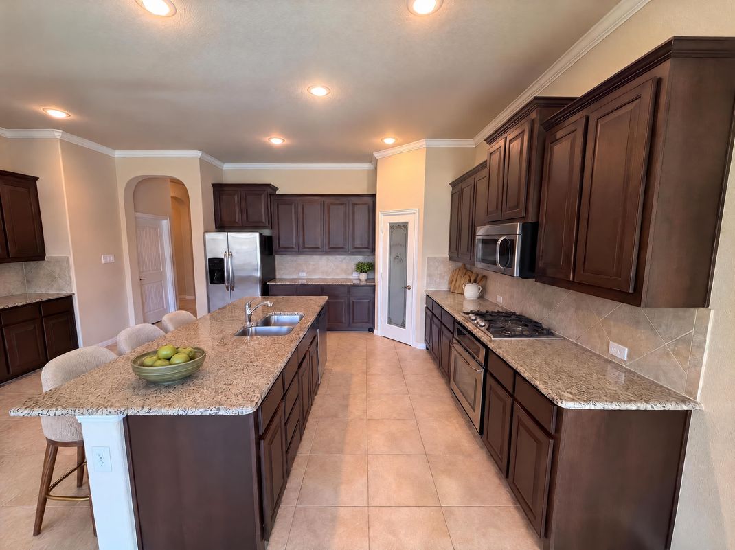 Property photo 2 of 3912 Gennaker Dr