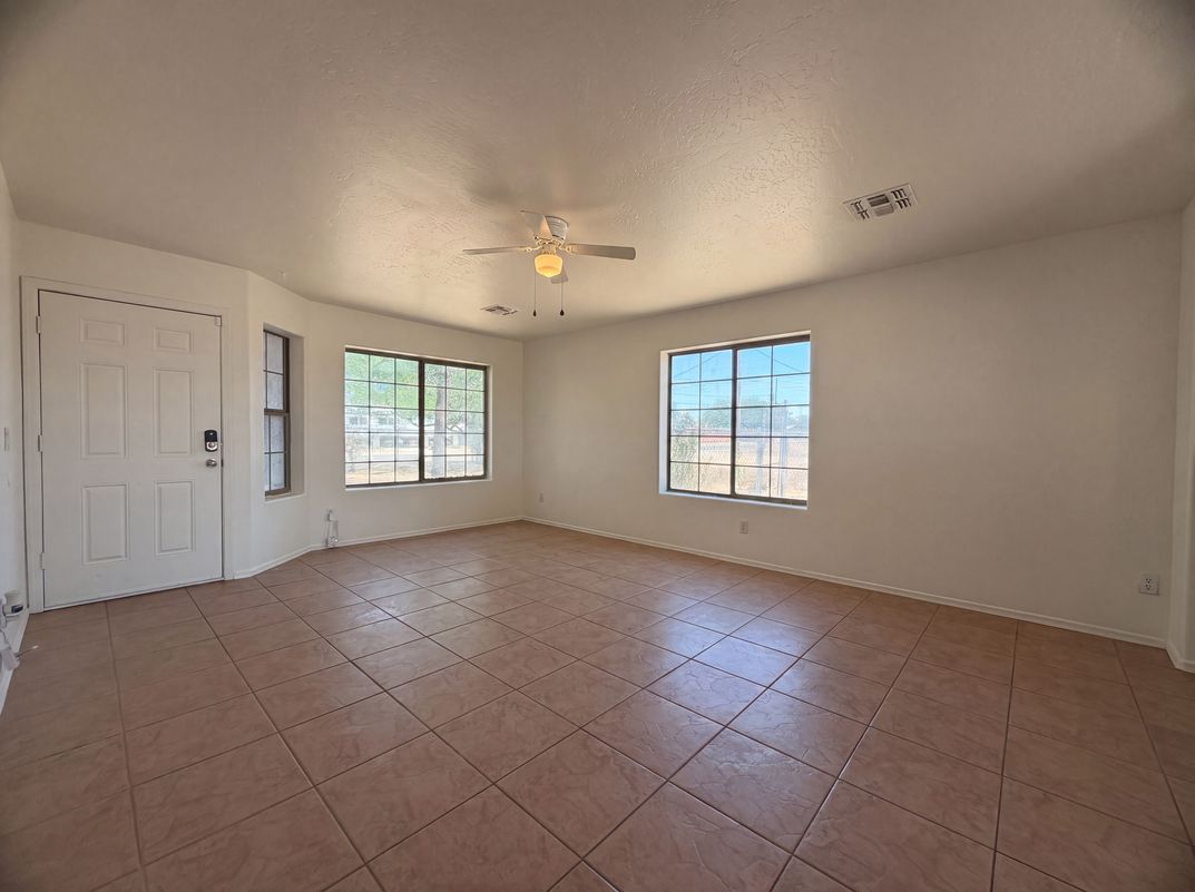 Photo 6 of 16 of 5829 E Preakness Dr, San Tan Valley, AZ