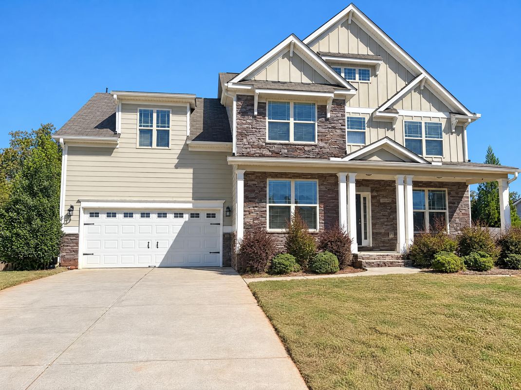 Property photo 1 of 9410 Woodland Tree Ln