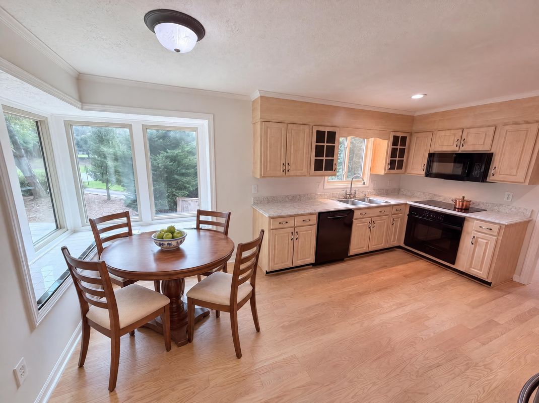 Property photo 2 of 3962 Spalding Holw