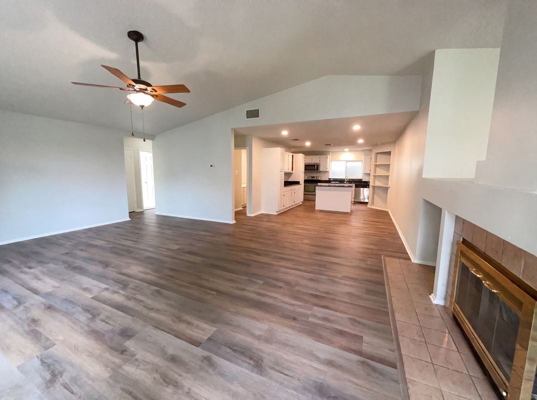 Property photo 3 of 1210 Fillmore Dr