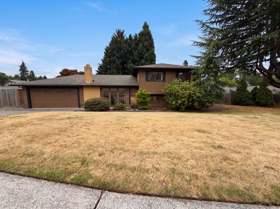 Property photo 1 of 11530 SW Tigard Dr