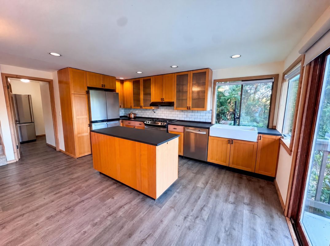 Property photo 2 of 4510 SW 244th St