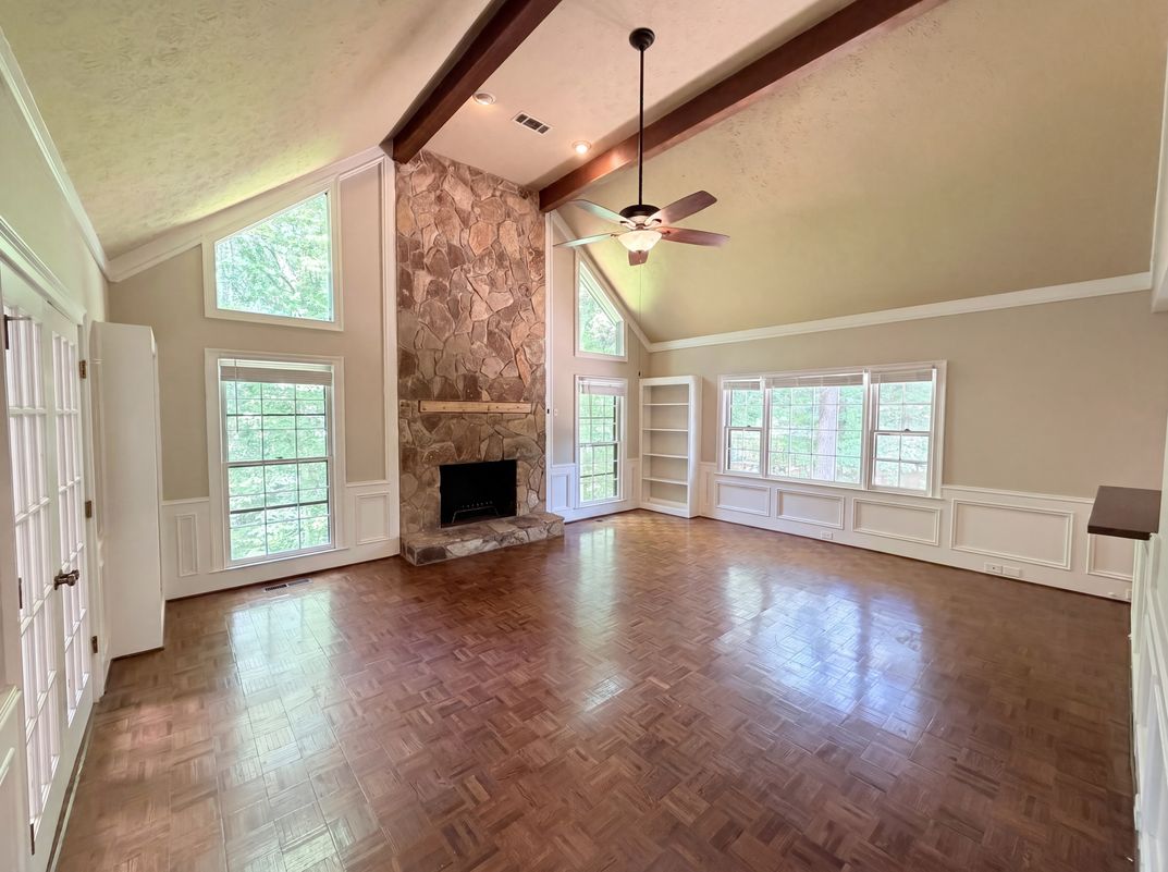 Property photo 3 of 2360 Kimbrough Ct