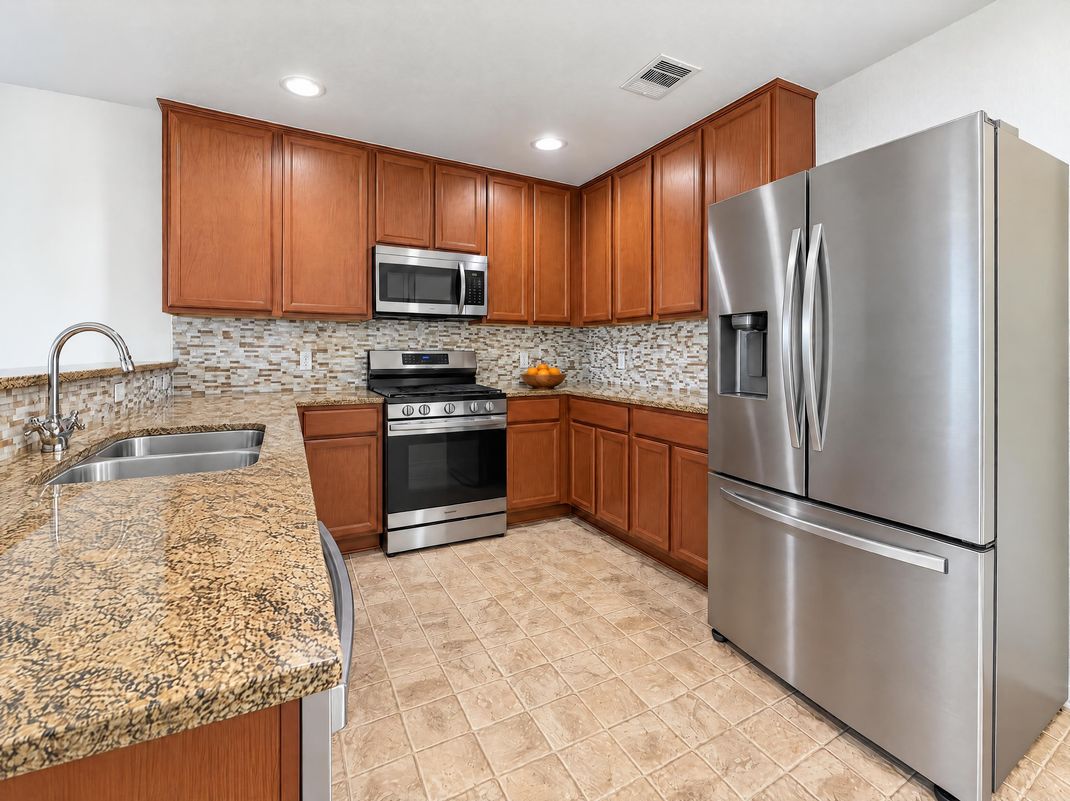 Property photo 2 of 14414 Darrah Dr