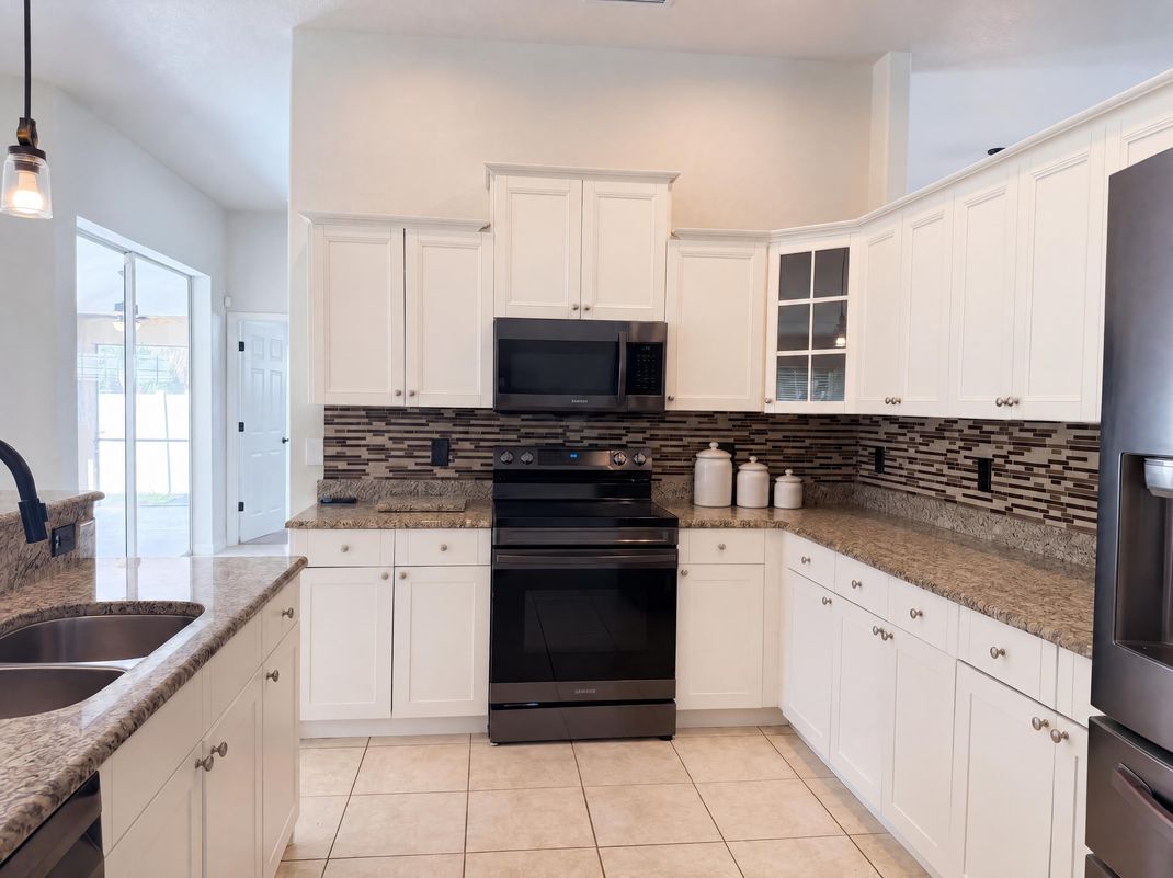 Property photo 2 of 5491 S Cranberry Blvd