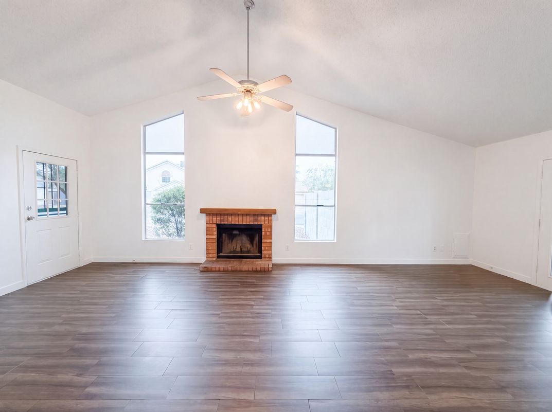 Property photo 3 of 6127 W Harrison St