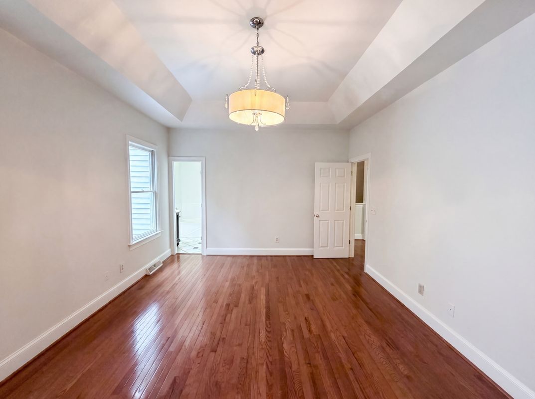 Photo 14 of 21 of 7906 Elphin Ct, Charlotte, NC