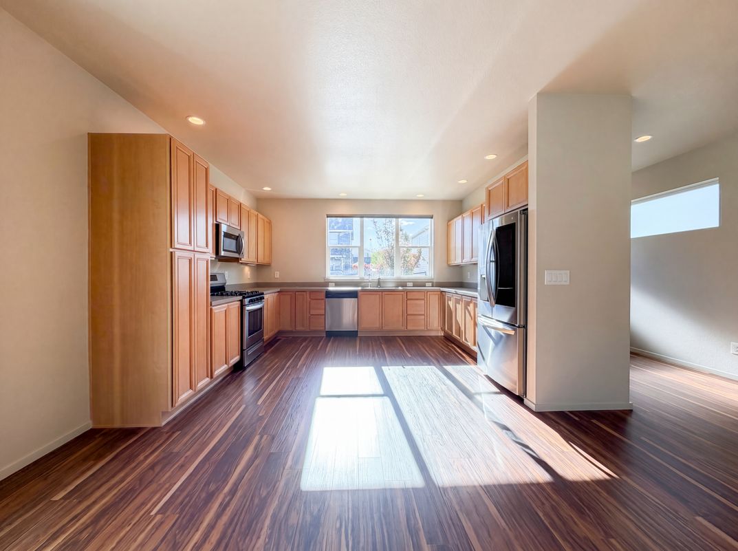 Photo 8 of 42 of 12746 River Rock Way, Longmont, CO