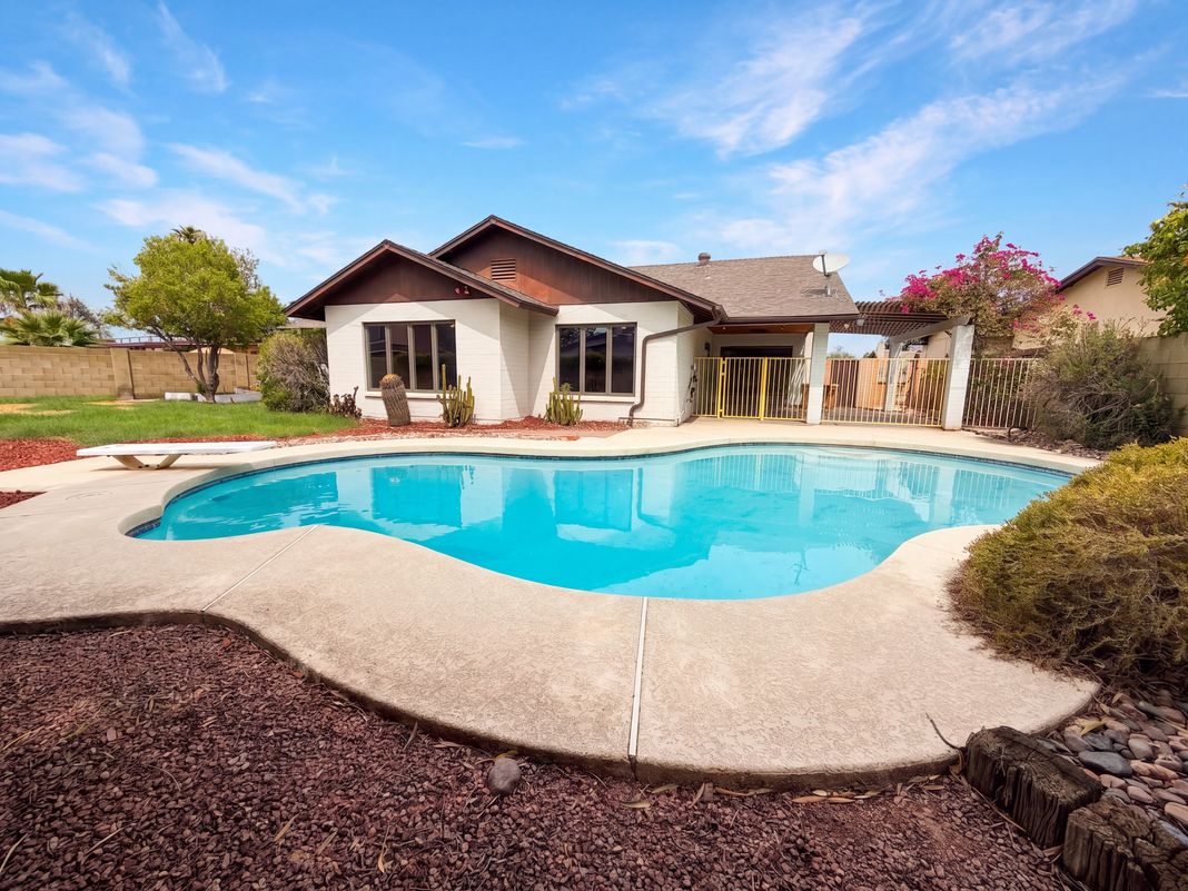 Photo 5 of 32 of 3151 W Kings Ave, Phoenix, AZ