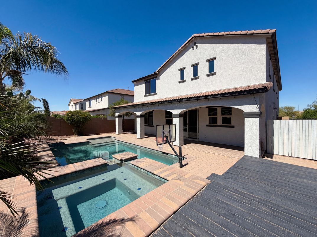 Photo 5 of 38 of 1945 E Mia Ln, Gilbert, AZ