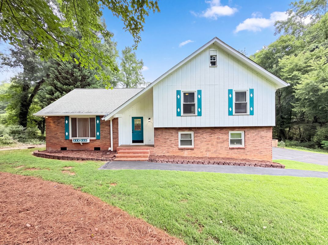 Property photo 1 of 4600 Carving Tree Dr