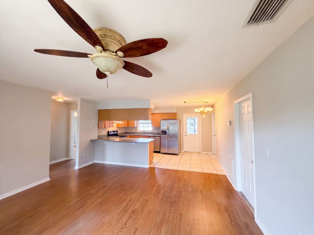 Property photo 3 of 10640 SE 54th Ave