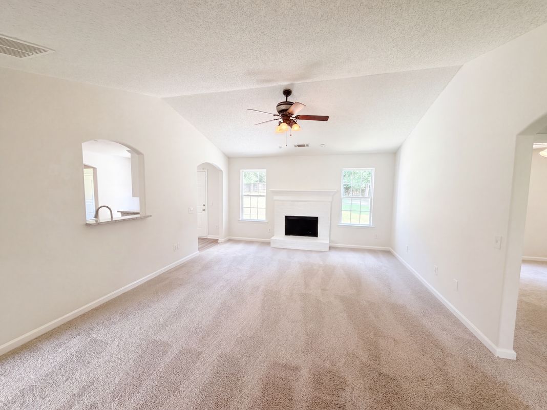 Property photo 3 of 2506 Marixa Dr