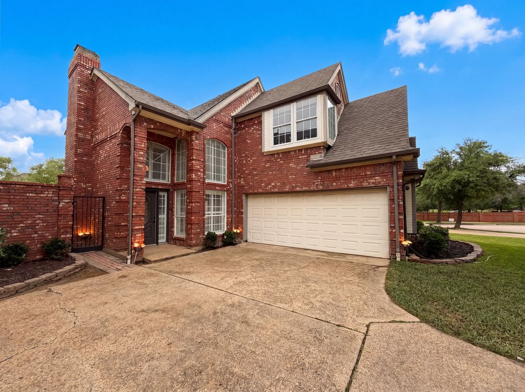 Property photo 1 of 7707 Windmere Ct